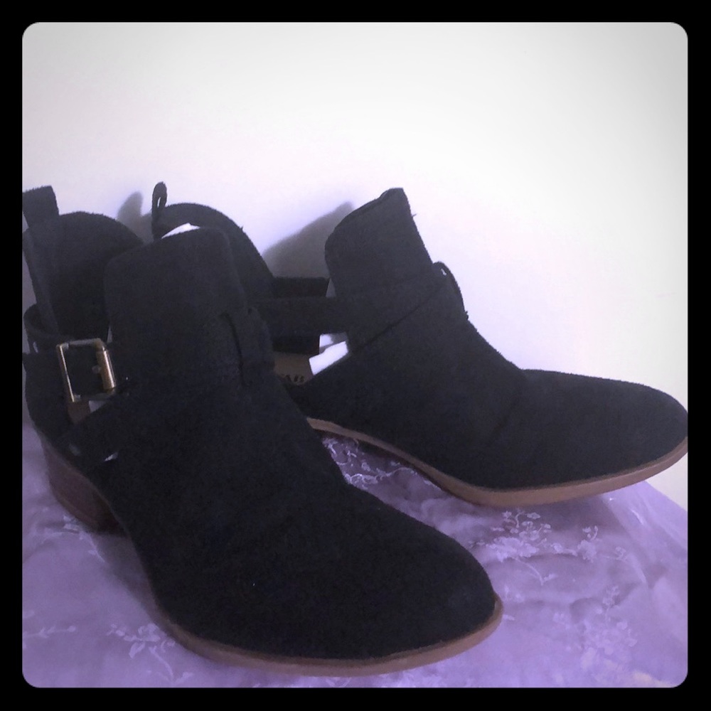 Black cut out booties